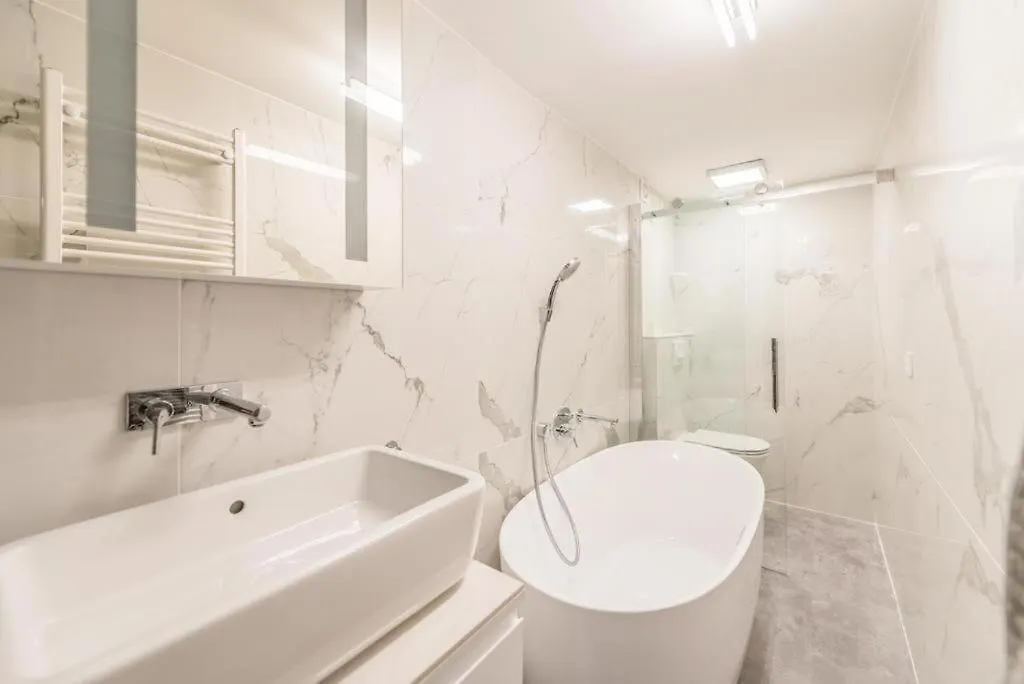 Andrassy Apartment With Free Parking Budapest