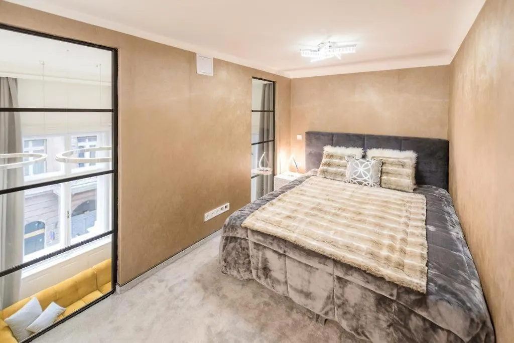 Andrassy Apartment With Free Parking Budapest